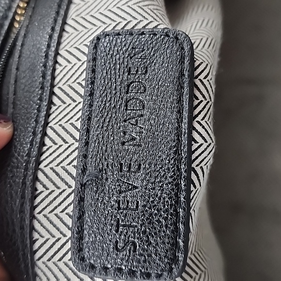 Steve Madden black bag. - Picture 7 of 11